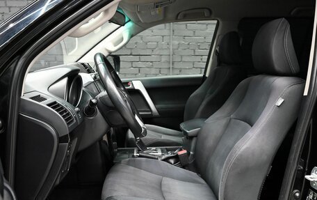 Toyota Land Cruiser Prado 150 рестайлинг 2, 2014 год, 3 750 000 рублей, 9 фотография