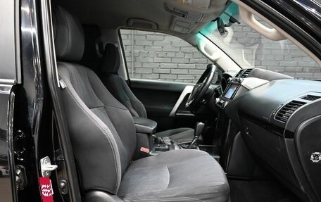 Toyota Land Cruiser Prado 150 рестайлинг 2, 2014 год, 3 750 000 рублей, 10 фотография