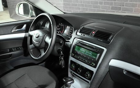 Skoda Octavia, 2011 год, 1 070 000 рублей, 13 фотография