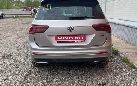 Volkswagen Tiguan II, 2018 год, 3 120 000 рублей, 4 фотография