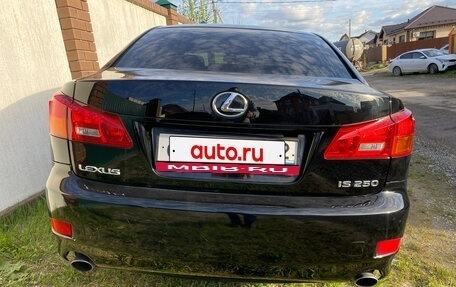 Lexus IS II рестайлинг 2, 2007 год, 1 555 000 рублей, 2 фотография