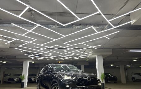 Toyota Highlander, 2025 год, 5 800 000 рублей, 3 фотография