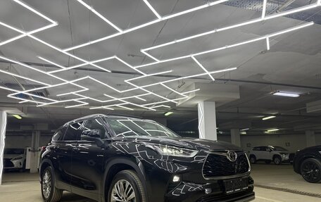 Toyota Highlander, 2025 год, 5 800 000 рублей, 6 фотография
