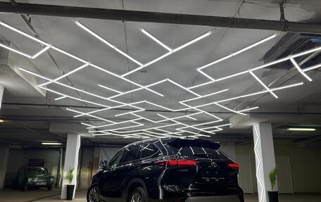 Toyota Highlander, 2025 год, 5 800 000 рублей, 4 фотография