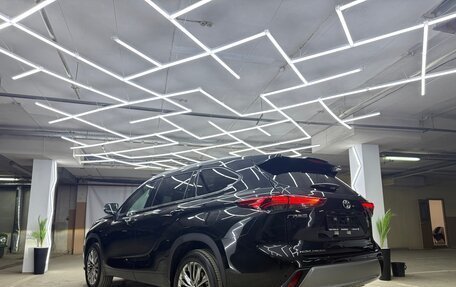 Toyota Highlander, 2025 год, 5 800 000 рублей, 10 фотография