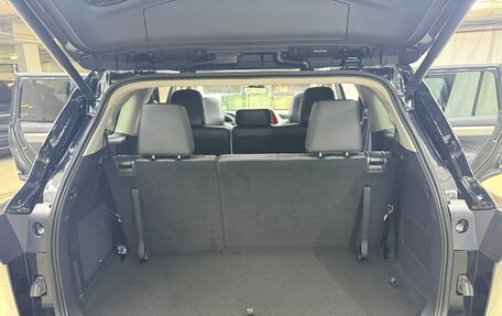 Toyota Highlander, 2025 год, 5 800 000 рублей, 27 фотография