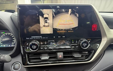 Toyota Highlander, 2025 год, 5 800 000 рублей, 37 фотография