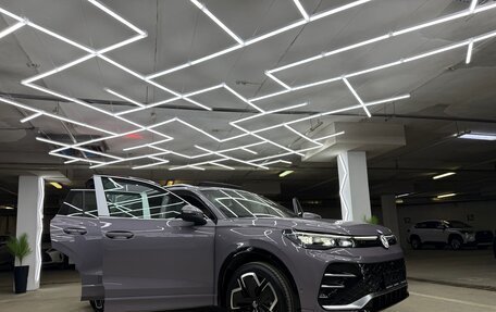 Volkswagen Tiguan, 2024 год, 4 400 000 рублей, 14 фотография