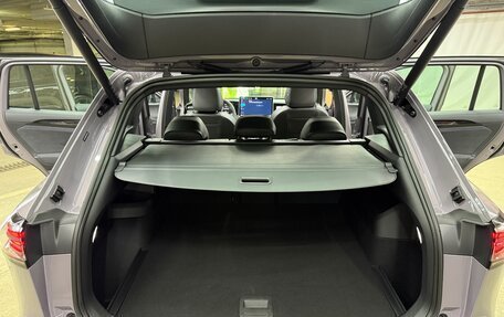 Volkswagen Tiguan, 2024 год, 4 400 000 рублей, 29 фотография