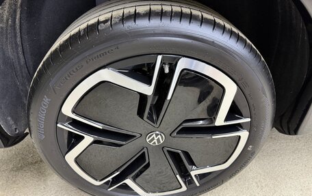 Volkswagen Tiguan, 2024 год, 4 400 000 рублей, 40 фотография