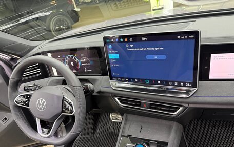 Volkswagen Tiguan, 2024 год, 4 400 000 рублей, 35 фотография