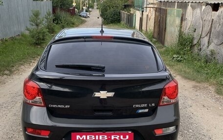 Chevrolet Cruze II, 2012 год, 800 000 рублей, 3 фотография