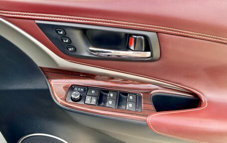 Toyota Harrier, 2015 год, 3 000 000 рублей, 13 фотография