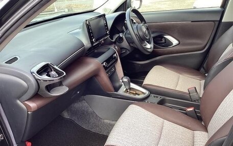 Toyota Yaris Cross, 2021 год, 1 450 888 рублей, 10 фотография