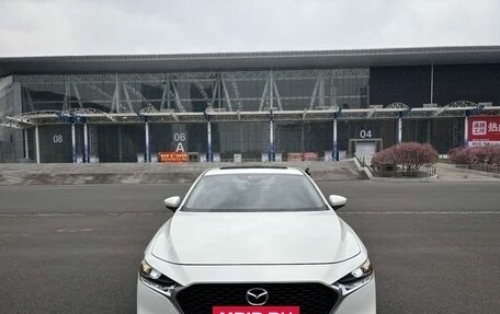 Mazda 3, 2021 год, 1 460 000 рублей, 2 фотография