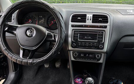 Volkswagen Polo VI (EU Market), 2015 год, 990 000 рублей, 1 фотография