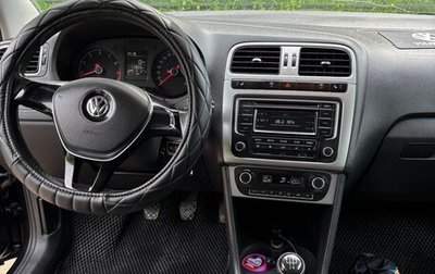 Volkswagen Polo VI (EU Market), 2015 год, 990 000 рублей, 1 фотография
