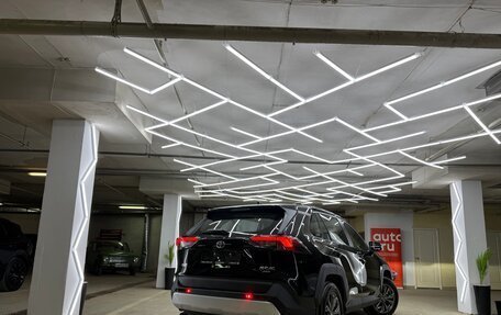 Toyota RAV4, 2024 год, 4 000 000 рублей, 2 фотография