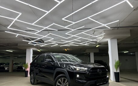 Toyota RAV4, 2024 год, 4 000 000 рублей, 3 фотография