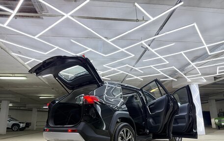 Toyota RAV4, 2024 год, 4 000 000 рублей, 15 фотография