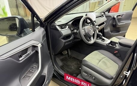 Toyota RAV4, 2024 год, 4 000 000 рублей, 18 фотография