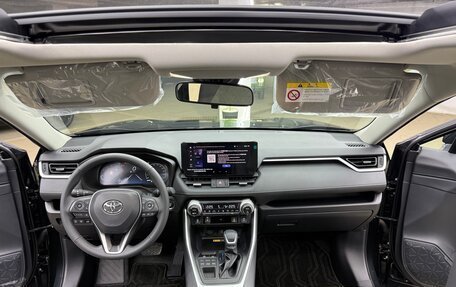 Toyota RAV4, 2024 год, 4 000 000 рублей, 26 фотография