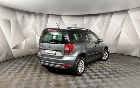 Skoda Yeti I рестайлинг, 2015 год, 1 359 000 рублей, 2 фотография