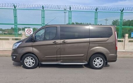 Ford Tourneo Custom I рестайлинг, 2020 год, 2 161 500 рублей, 2 фотография