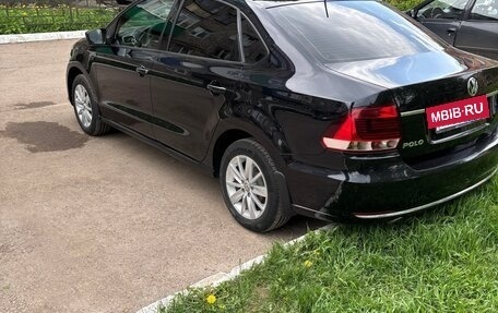 Volkswagen Polo VI (EU Market), 2015 год, 990 000 рублей, 3 фотография