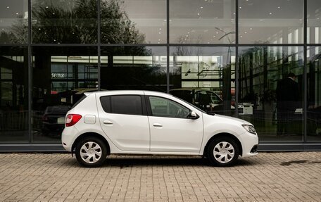 Renault Sandero II рестайлинг, 2016 год, 950 000 рублей, 8 фотография