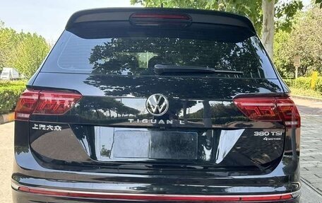 Volkswagen Tiguan II, 2021 год, 3 426 500 рублей, 3 фотография