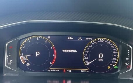 Volkswagen Tiguan II, 2021 год, 3 426 500 рублей, 18 фотография