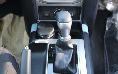Toyota Land Cruiser Prado 150 рестайлинг 2, 2022 год, 7 750 000 рублей, 15 фотография