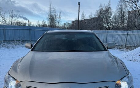 Toyota Camry, 2008 год, 950 000 рублей, 2 фотография