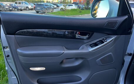 Toyota Land Cruiser Prado 120 рестайлинг, 2008 год, 2 870 000 рублей, 14 фотография