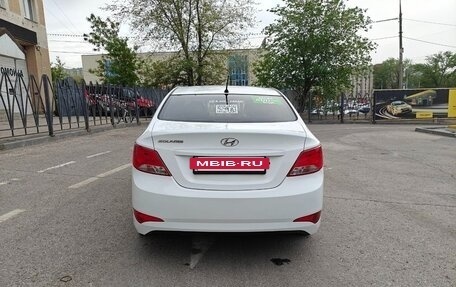 Hyundai Solaris II рестайлинг, 2016 год, 900 000 рублей, 6 фотография