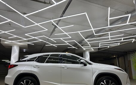 Lexus RX IV рестайлинг, 2022 год, 7 500 000 рублей, 7 фотография