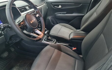 KIA Rio IV, 2022 год, 1 550 000 рублей, 7 фотография