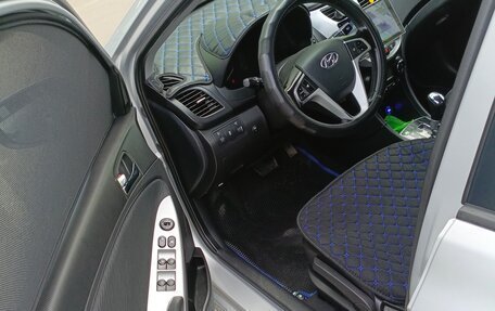Hyundai Solaris II рестайлинг, 2012 год, 899 999 рублей, 11 фотография
