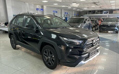 Toyota RAV4, 2023 год, 4 390 000 рублей, 8 фотография