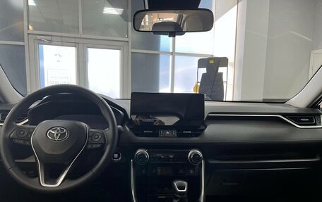 Toyota RAV4, 2023 год, 4 390 000 рублей, 11 фотография