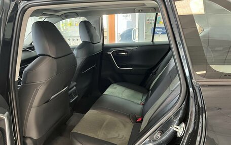 Toyota RAV4, 2023 год, 4 390 000 рублей, 19 фотография