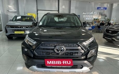 Toyota RAV4, 2023 год, 4 390 000 рублей, 9 фотография