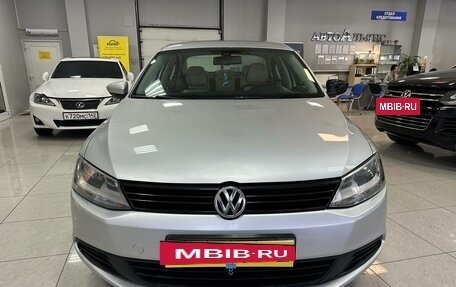 Volkswagen Jetta VI, 2011 год, 800 000 рублей, 8 фотография