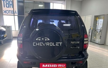 Chevrolet Niva I рестайлинг, 2005 год, 300 000 рублей, 4 фотография