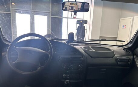 Chevrolet Niva I рестайлинг, 2005 год, 300 000 рублей, 10 фотография