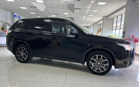 Mitsubishi Outlander III рестайлинг 3, 2014 год, 1 549 000 рублей, 5 фотография