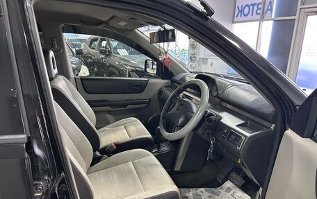 Nissan X-Trail, 2001 год, 400 000 рублей, 17 фотография