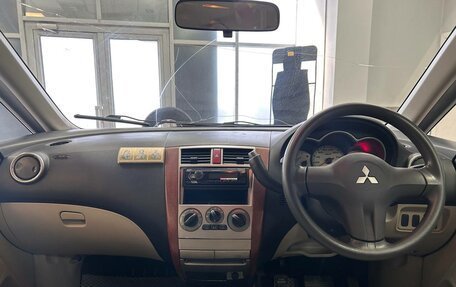 Mitsubishi Colt VI рестайлинг, 2003 год, 399 000 рублей, 10 фотография