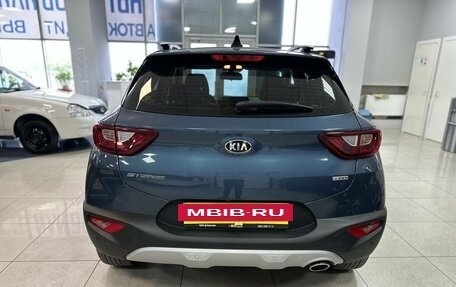 KIA Stonic, 2018 год, 1 770 000 рублей, 4 фотография